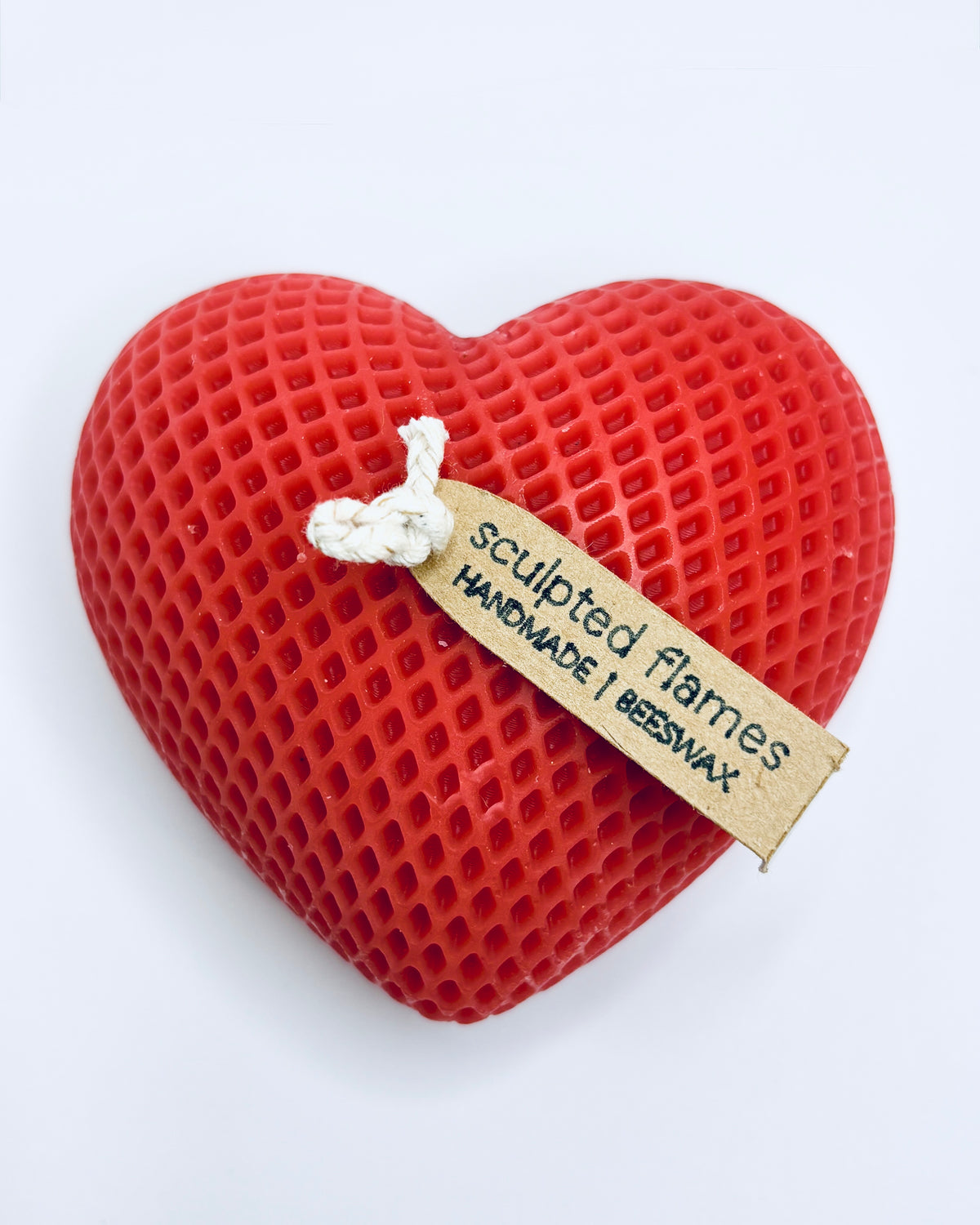 Heart candle in beeswax and soy wax