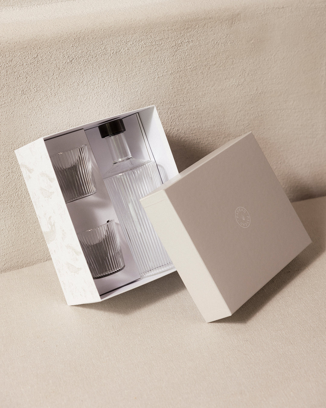 Gaveæske - 1 flaske og 2 glas