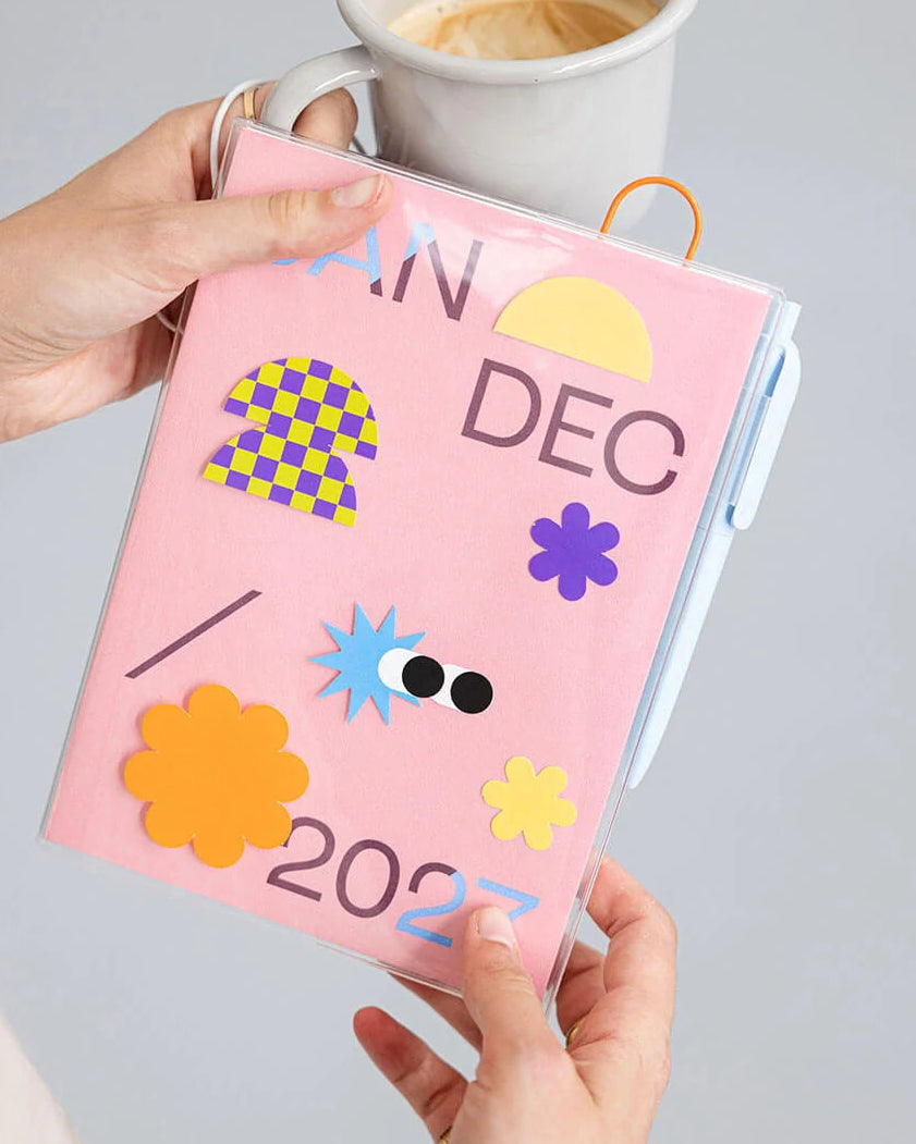 Lyserød årskalender 2027