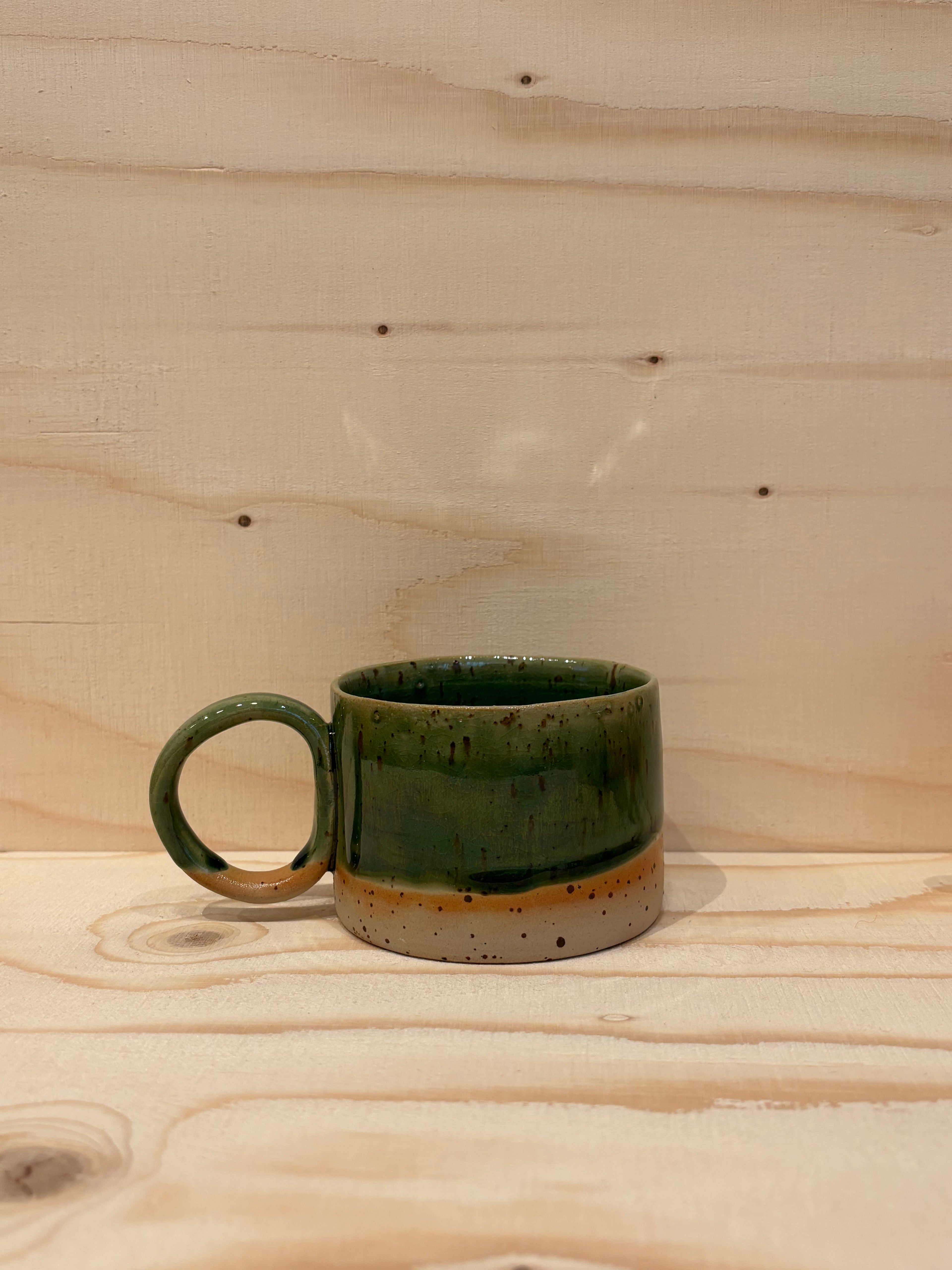 Crush cup