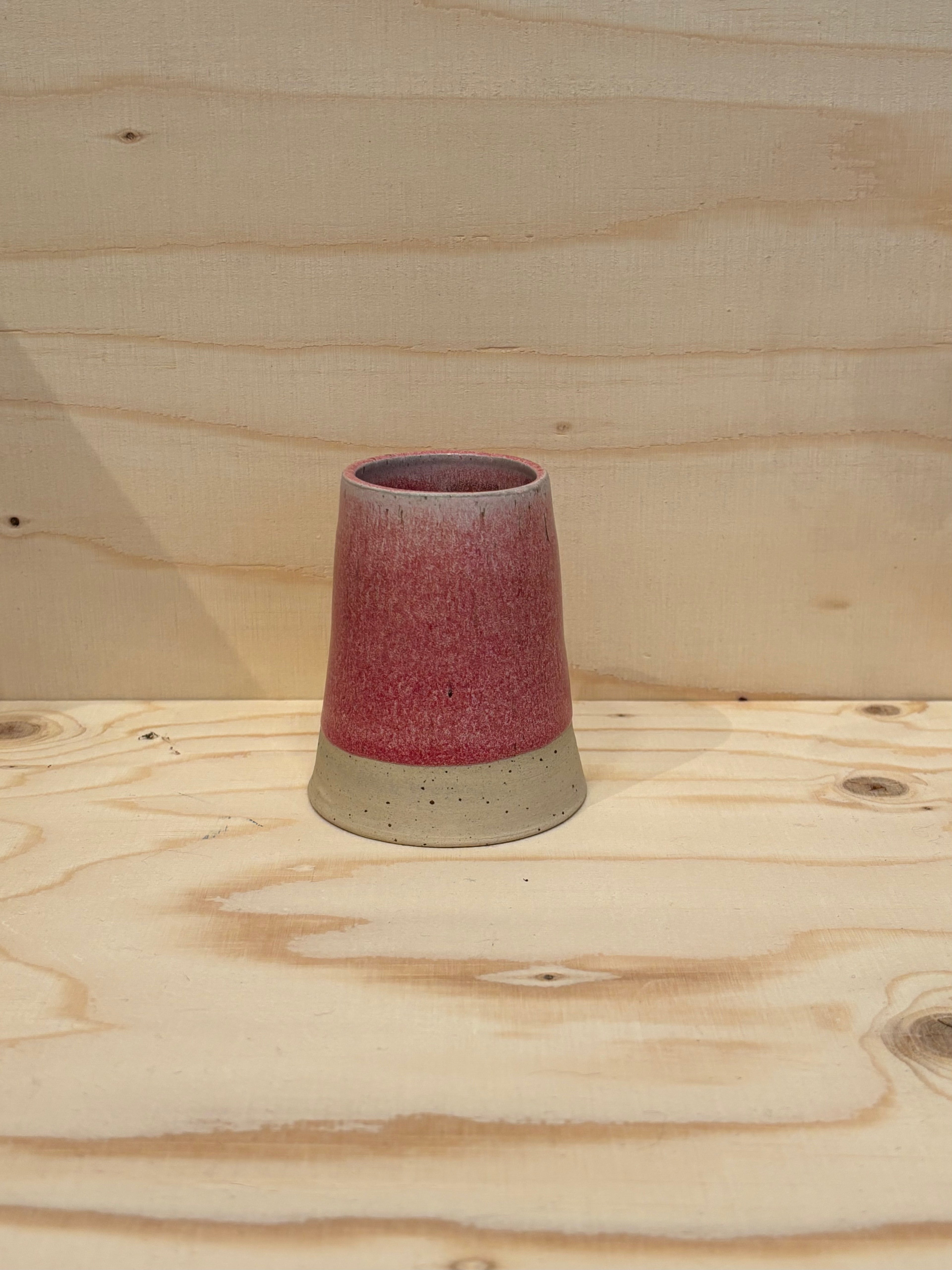 Keglevase (mellem - 9 cm høj)