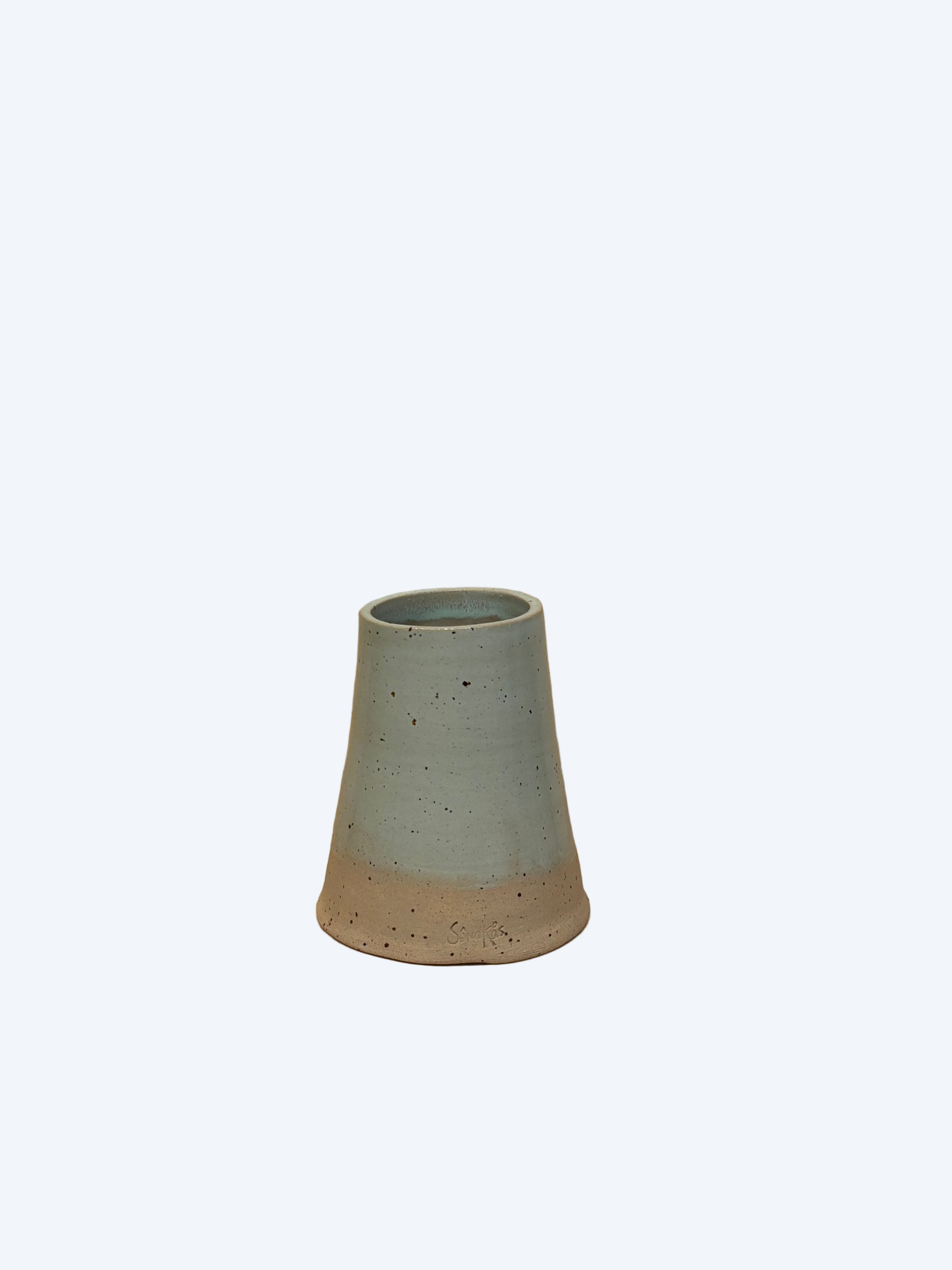 Keglevase (mellem - 9 cm høj)