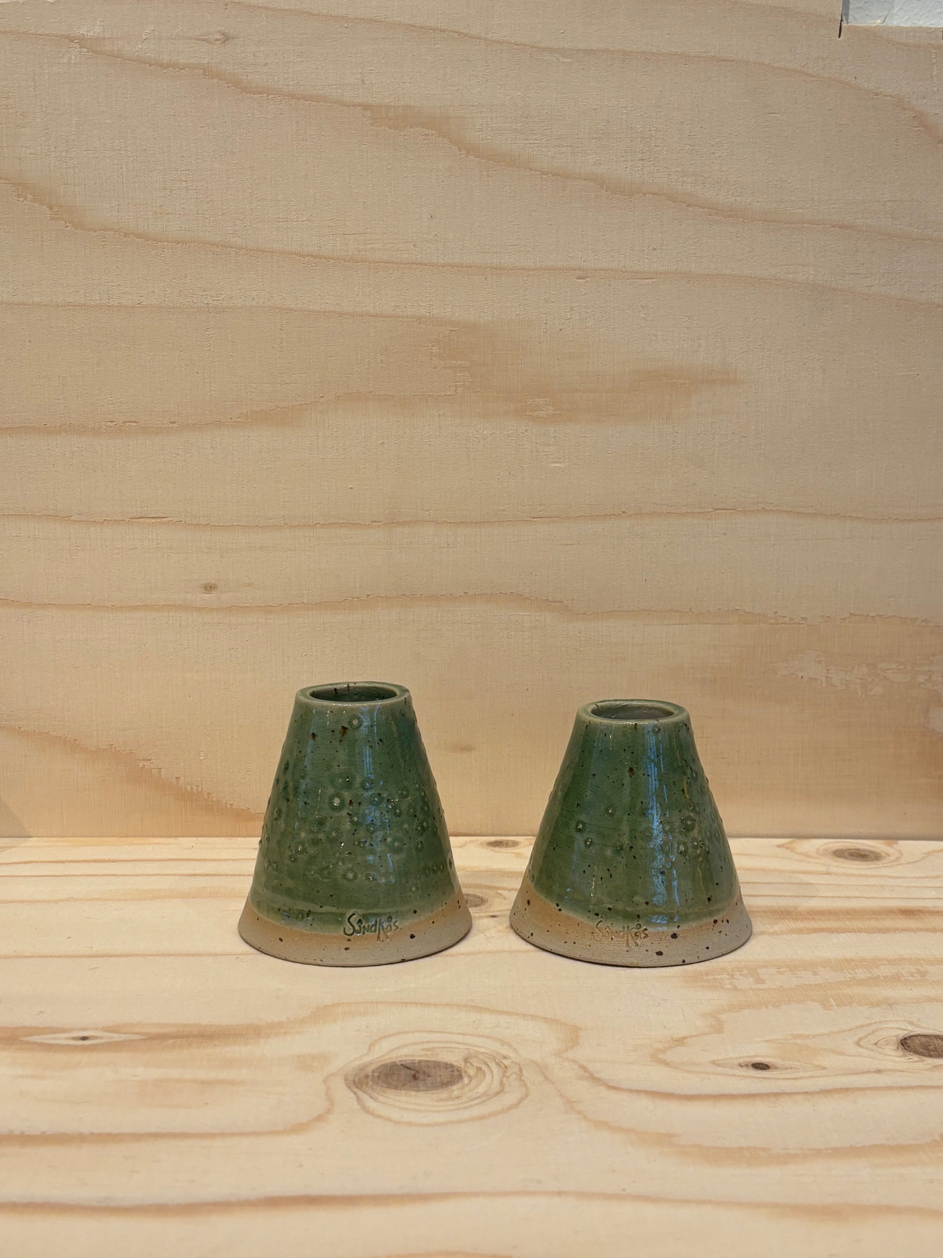 Keglevase (lille - 7 cm høj)