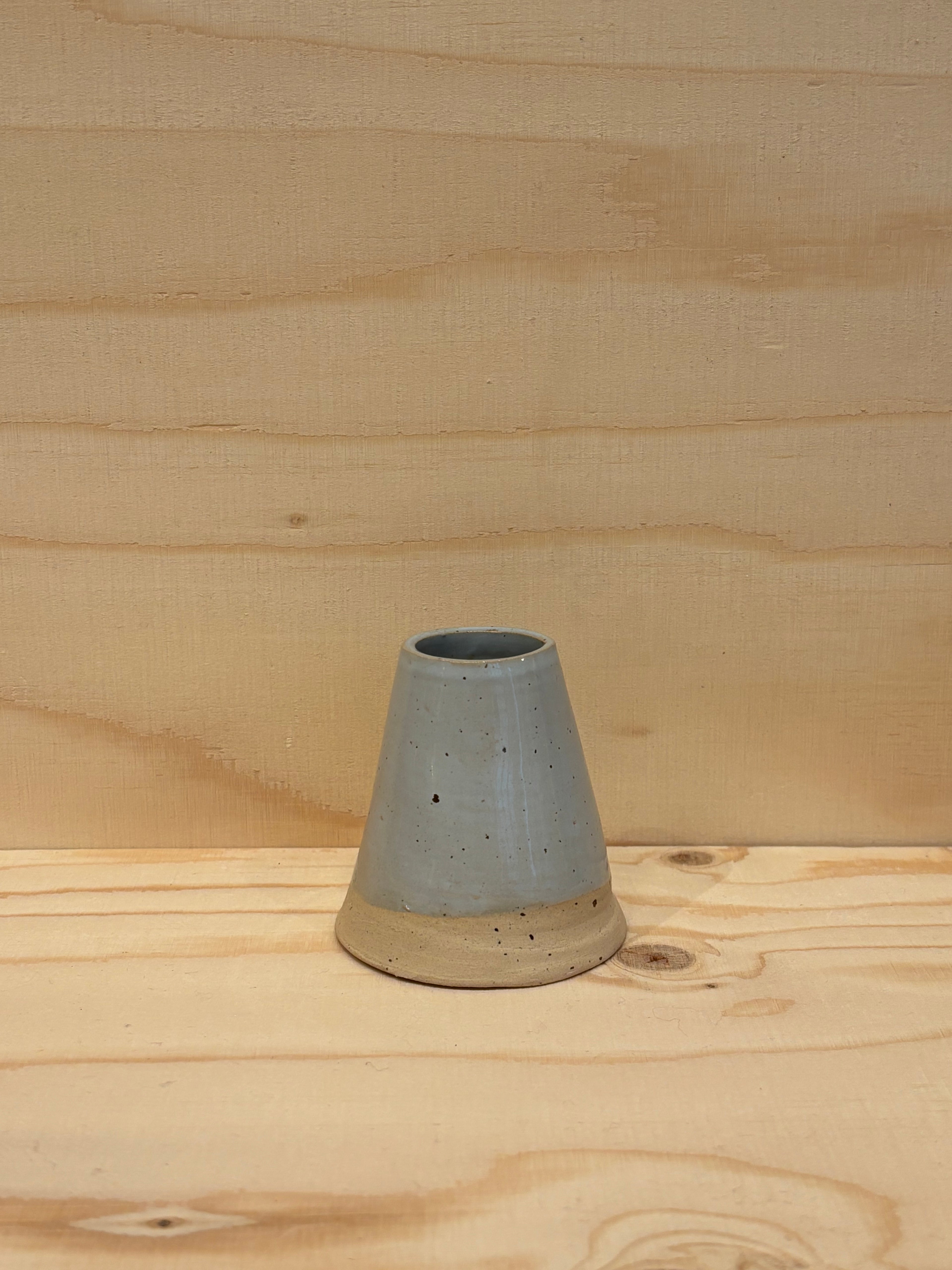 Keglevase (lille - 7 cm høj)