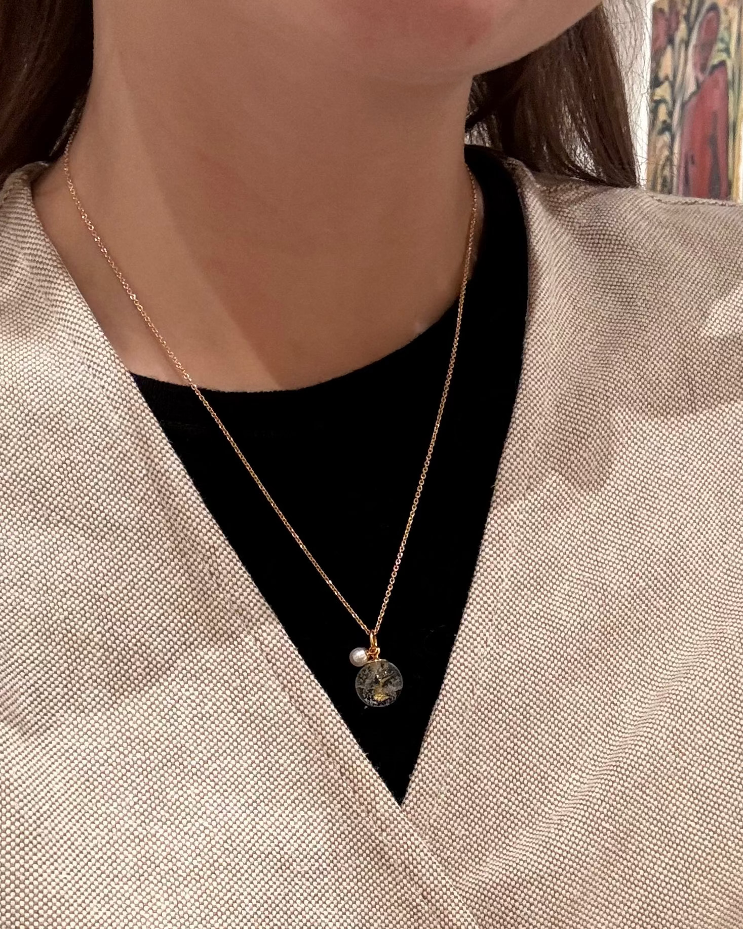 Halskæde med bladguld og sand fra Kronborg