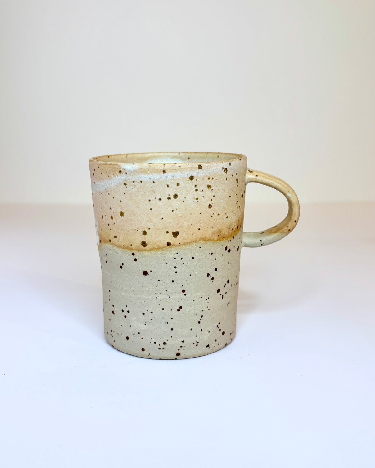Kaas cup (høj kop m. hank)