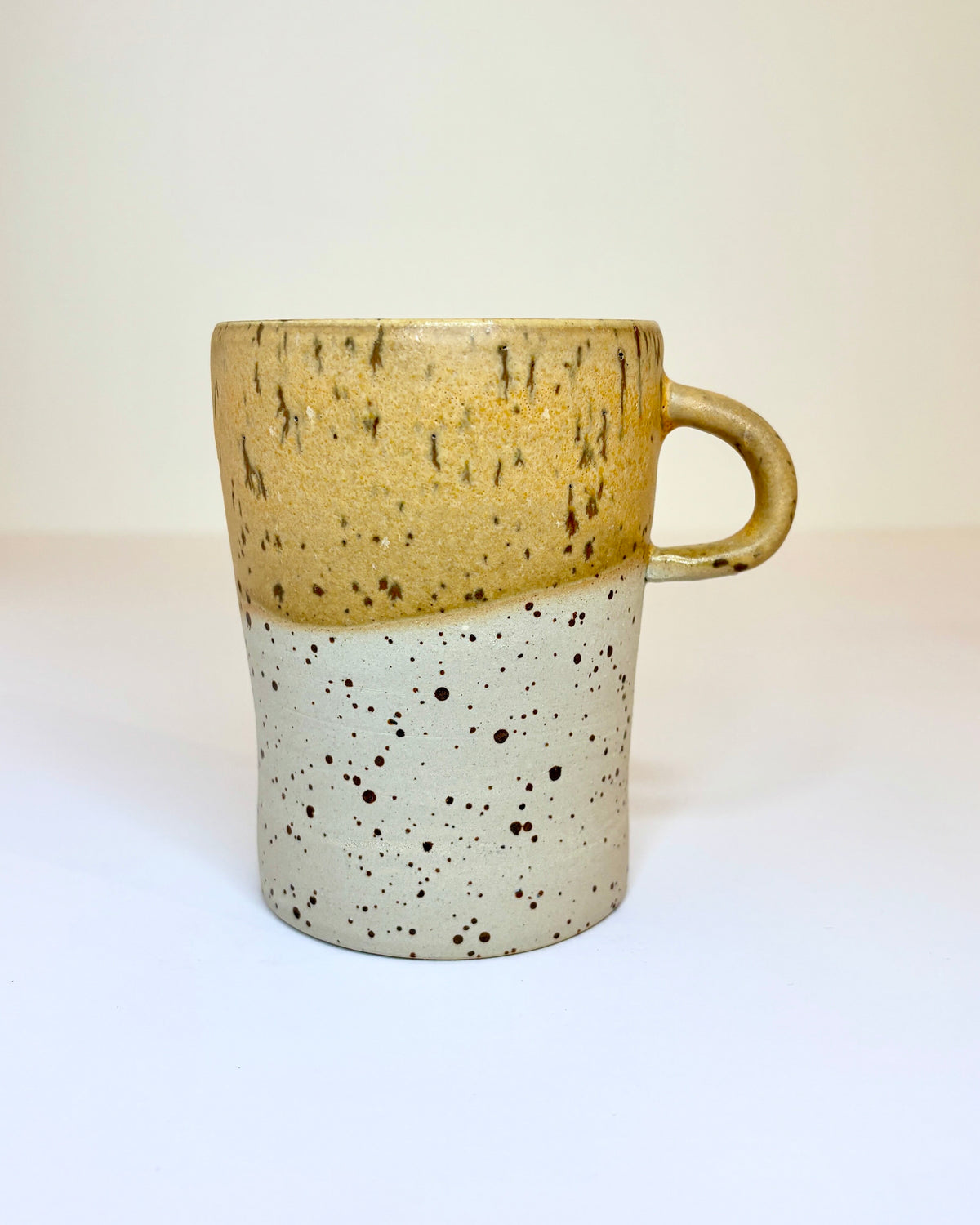 Kaas cup (høj kop m. hank)