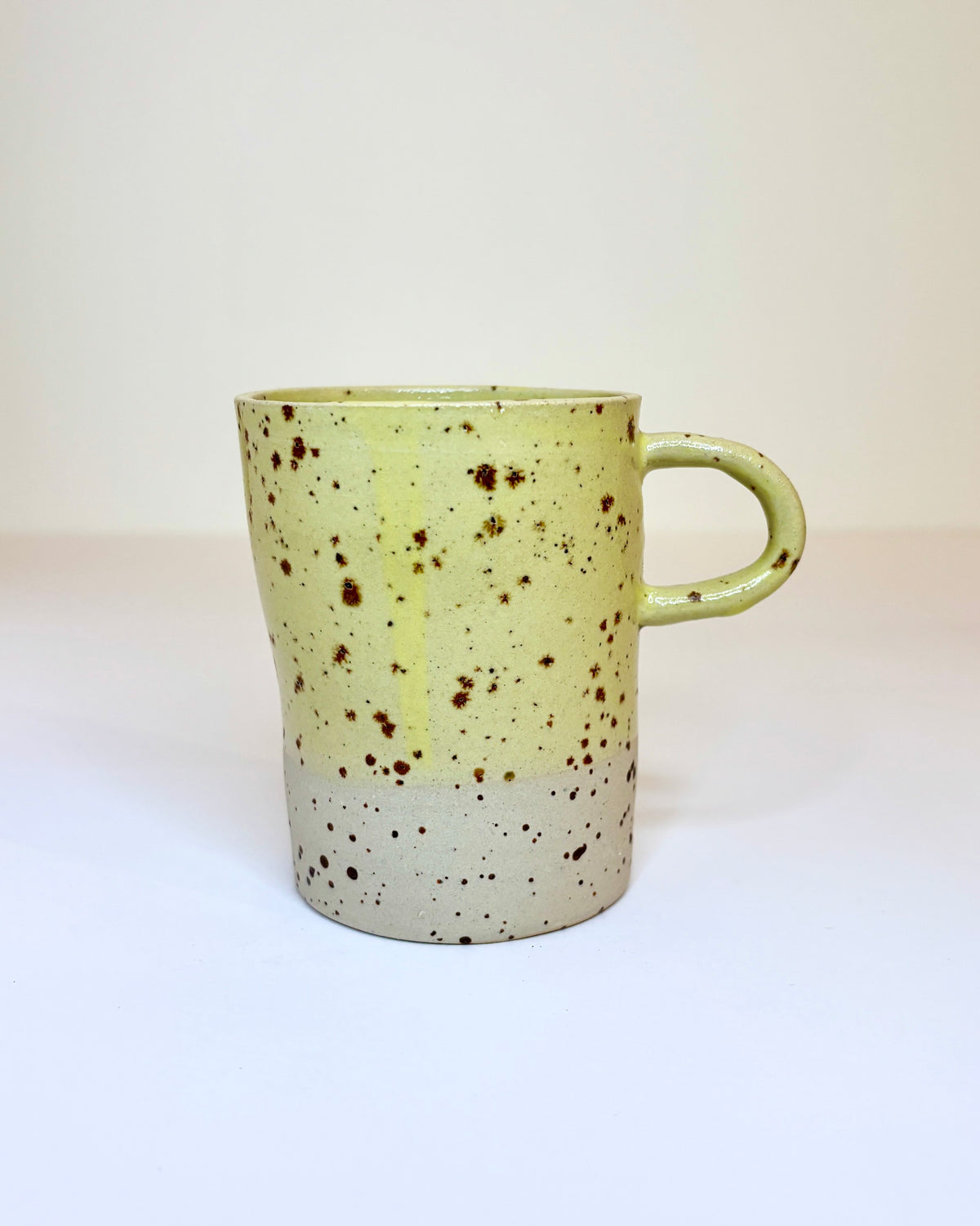 Kaas cup (høj kop m. hank)