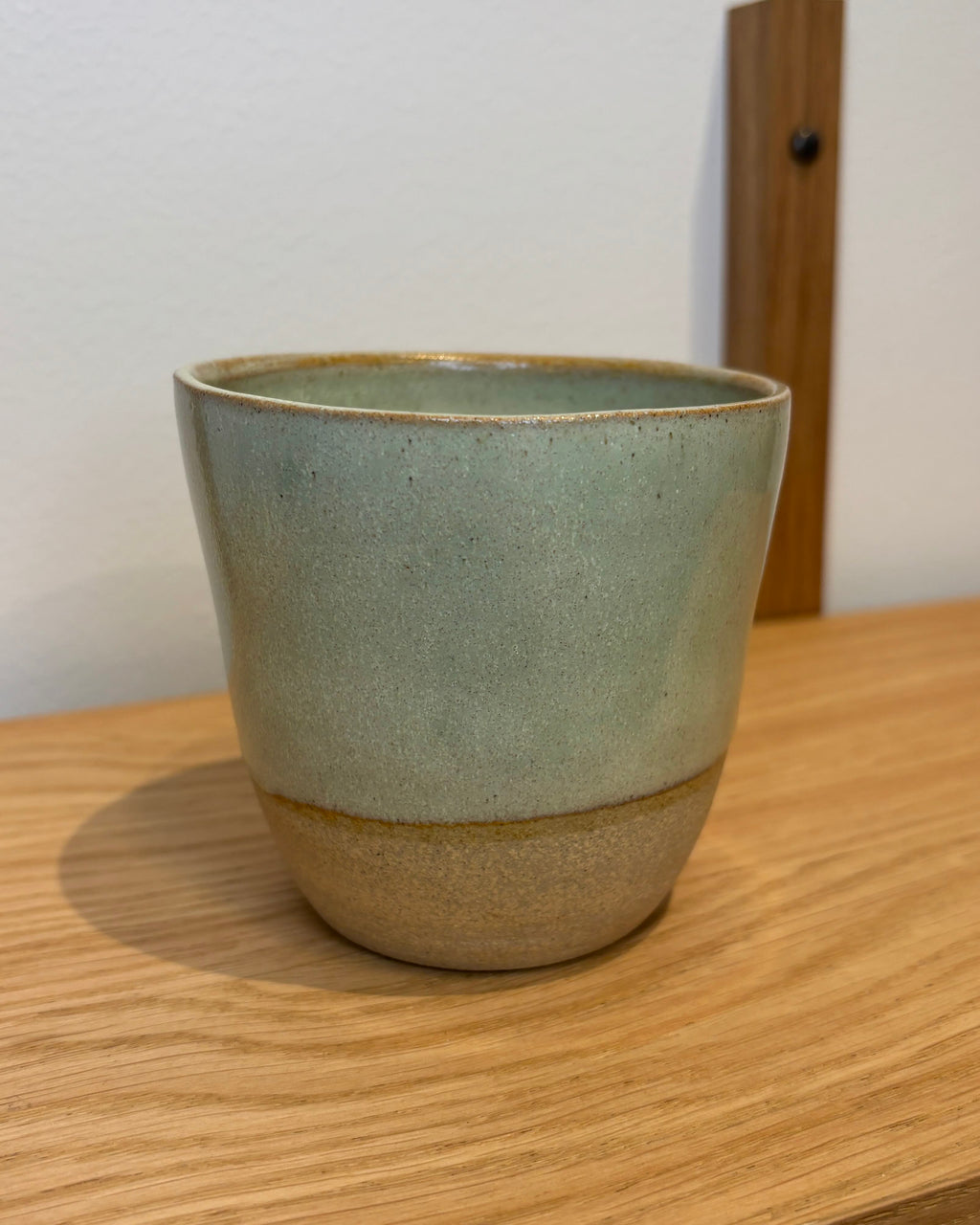 Handgedrechselte Tasse