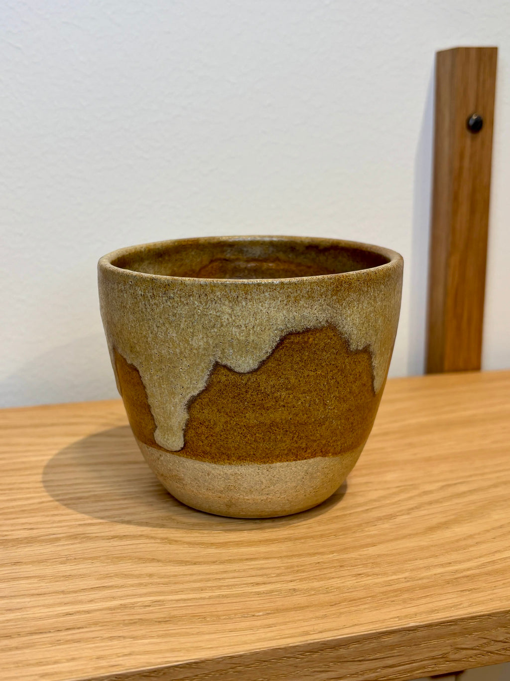 Handgedrechselte Tasse