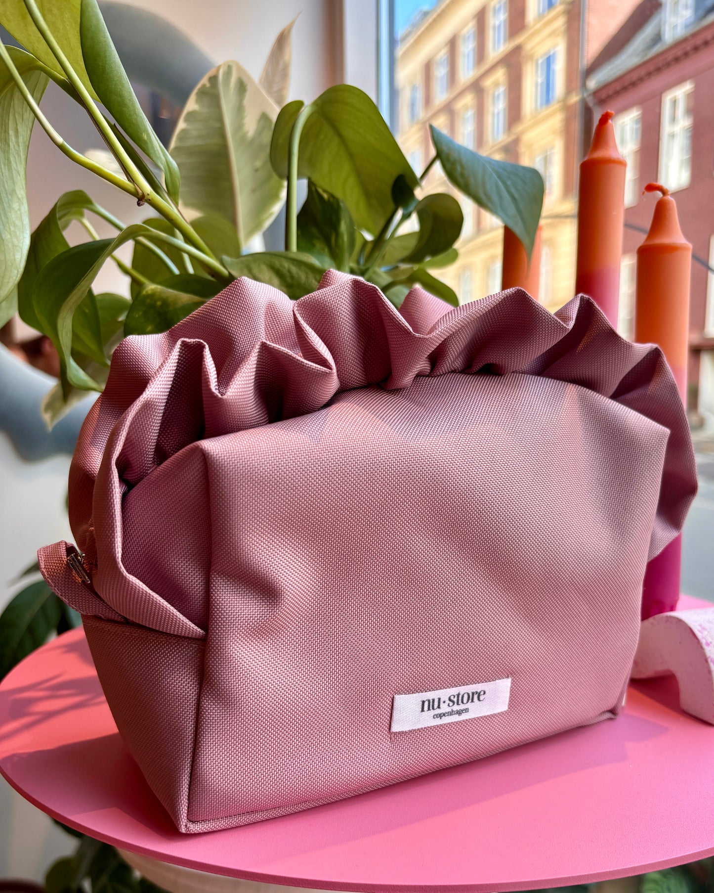 Rosa beauty bag