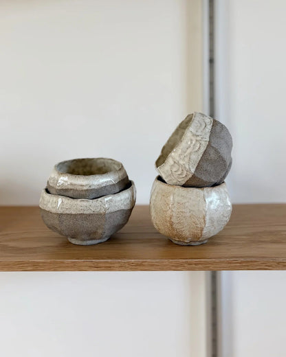 Boble kop grå dyp med hvid glaze - stor