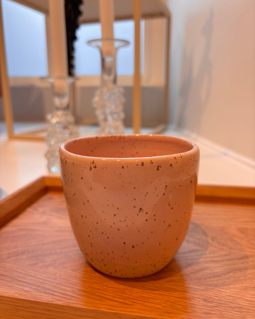 Handgedrechselte Tasse