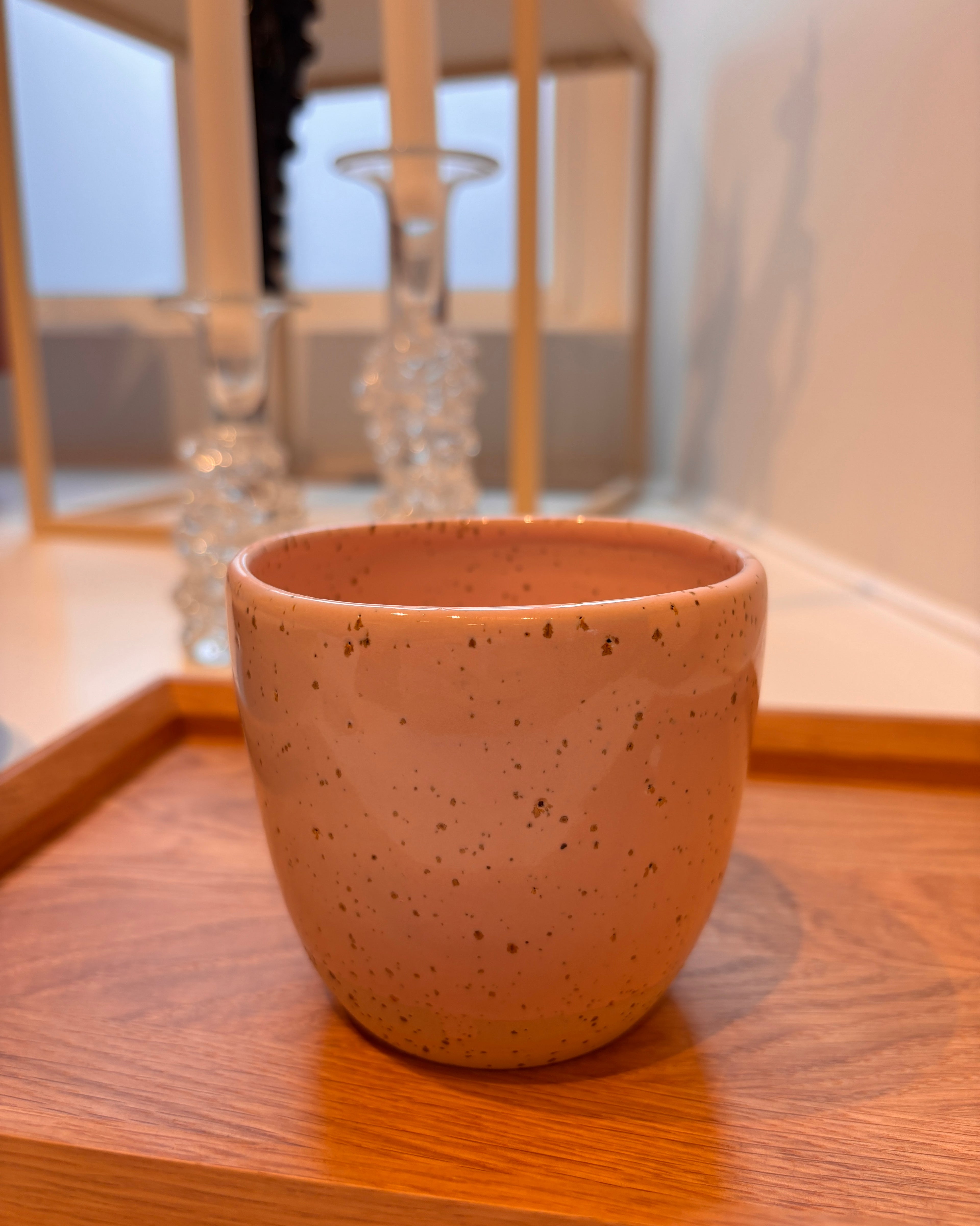 Handgedrechselte Tasse