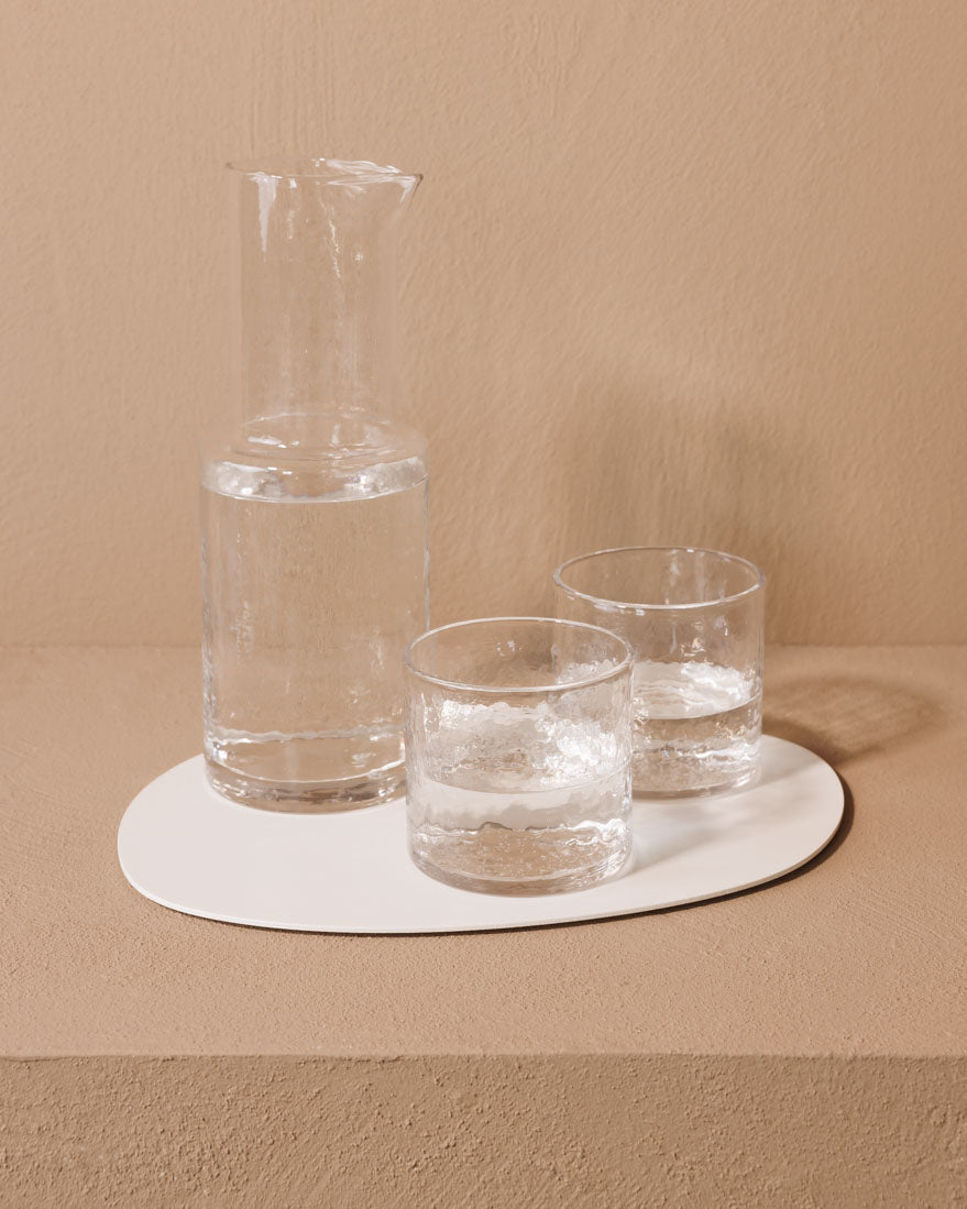 Dekorativt fad i stål